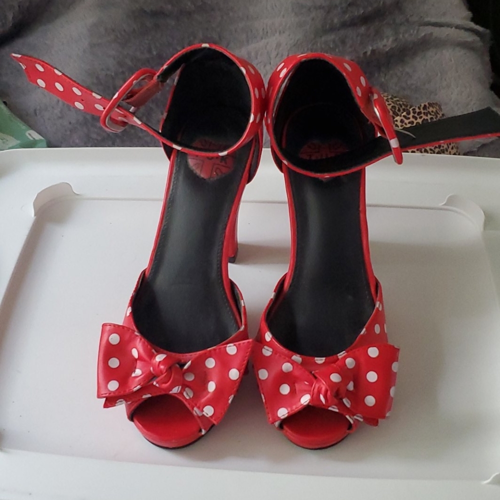 T.U.K pinup heels